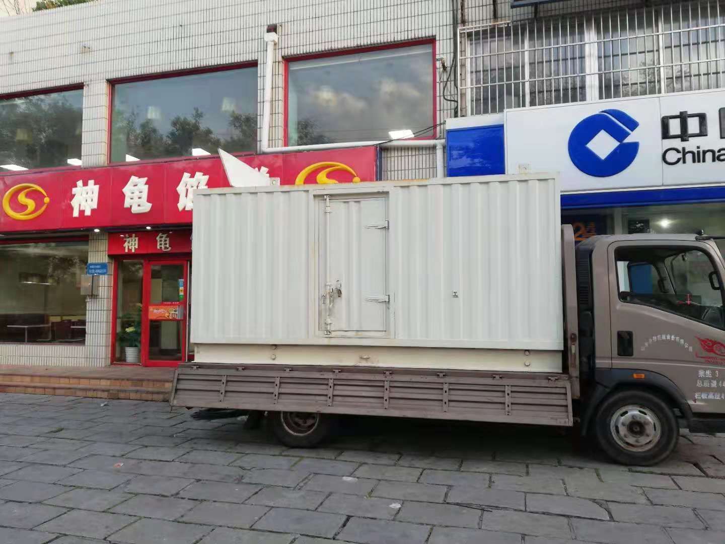 小板镇出租发电机-柴油发电机组错误的启动方式